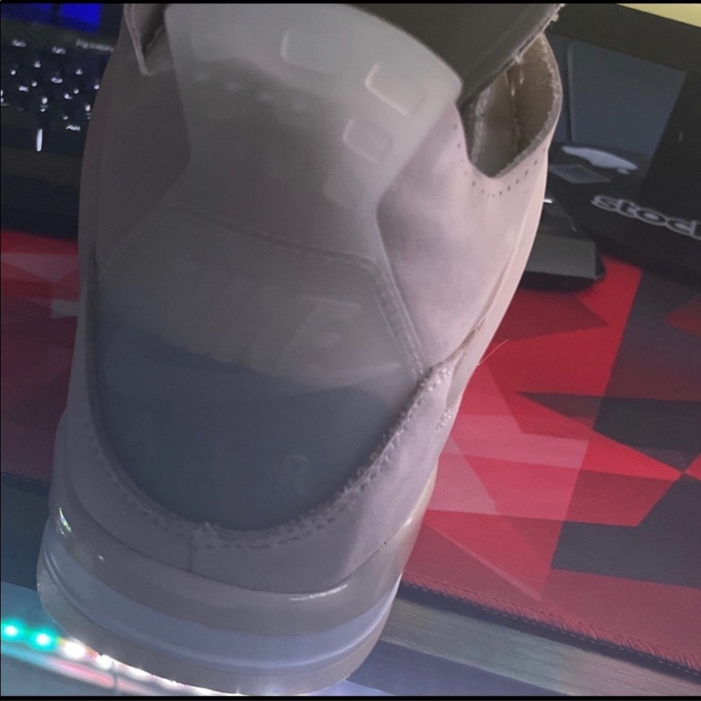 Jordan Off white 4s